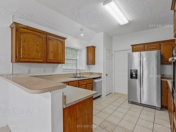 5th image of 901 Grasswood Dr
