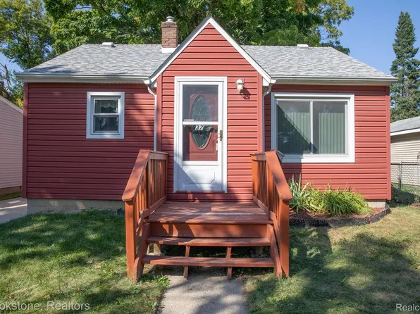 37 E Yale Ave, Pontiac, MI 48340