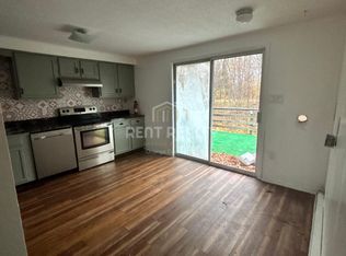 6 Belle Ct #A, New Windsor, NY 12553