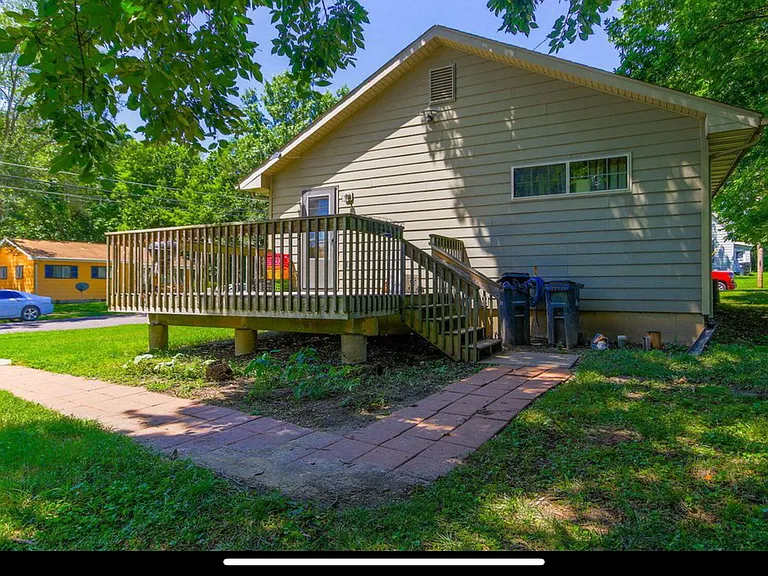 401 Hickman Ave — Photo 30