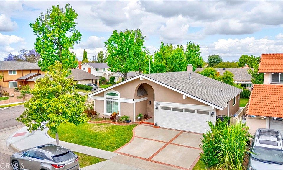 1st image of 13735 Hedda Cir