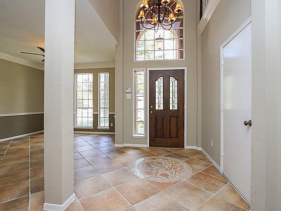 4th image of 1010 Majestic Cove Ct