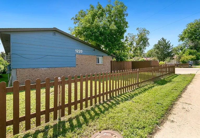 1234 Allison St — Photo 1