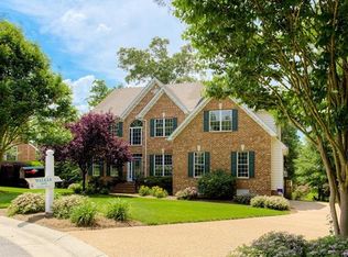 4606 Starlee Dr, Moseley, VA 23120