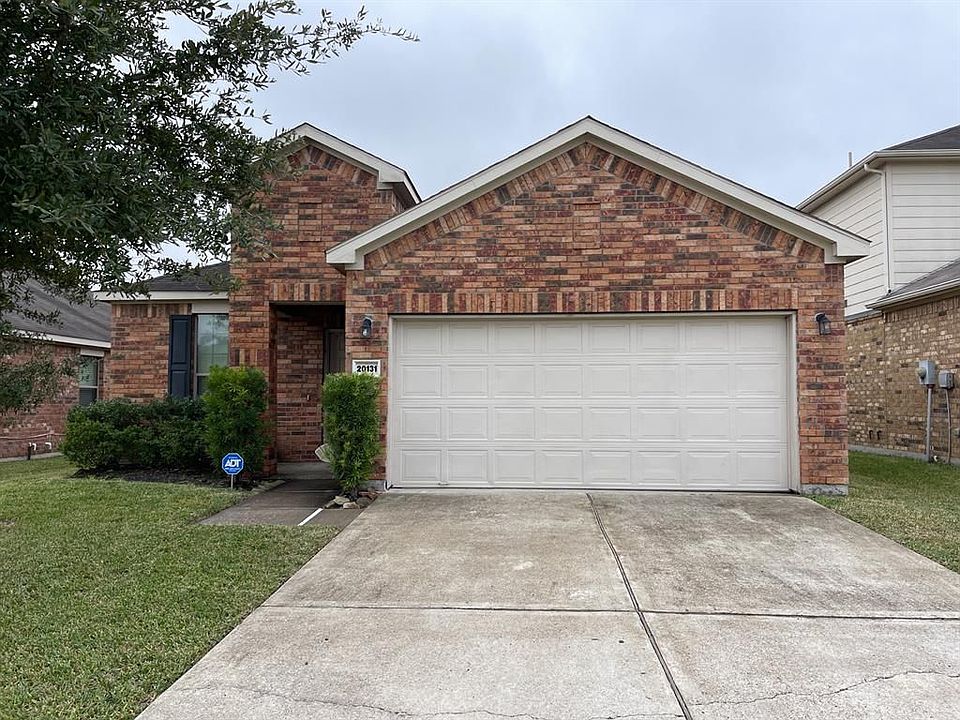 1st image of 20131 Linden Spruce Ln