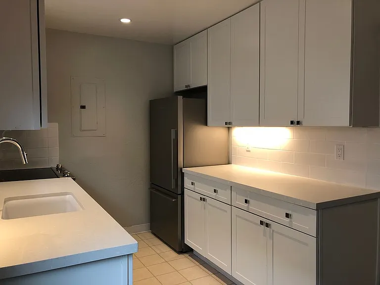 Village Square Townhomes — Photo 34