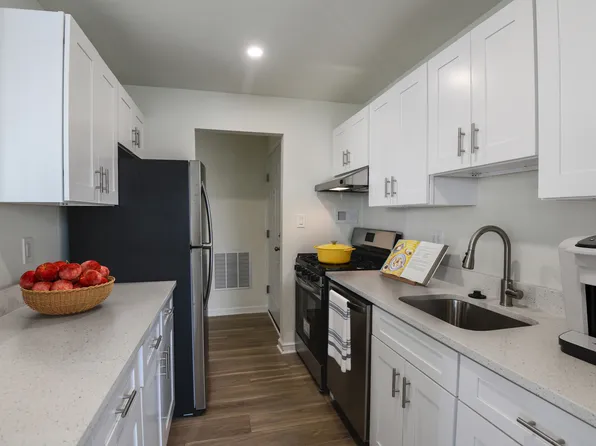 The Benjamin at Landover Hills, 4085 Warner Ave #W4094-b2, Hyattsville, MD 20784