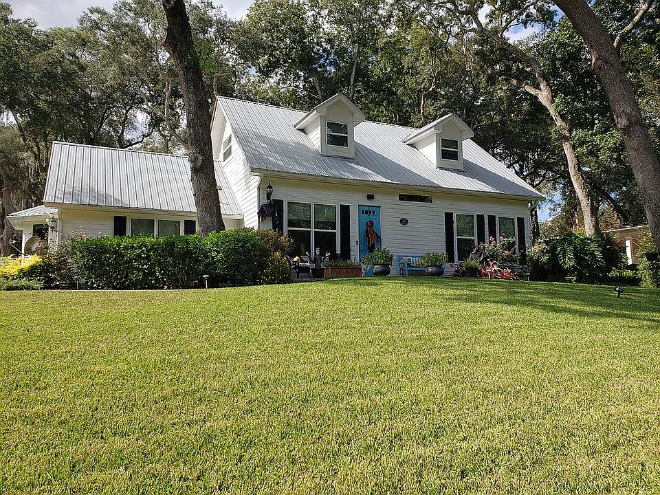 1st image of 701 Stanley Dr