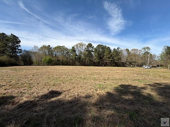 2nd image of 4388 Old Post Rd