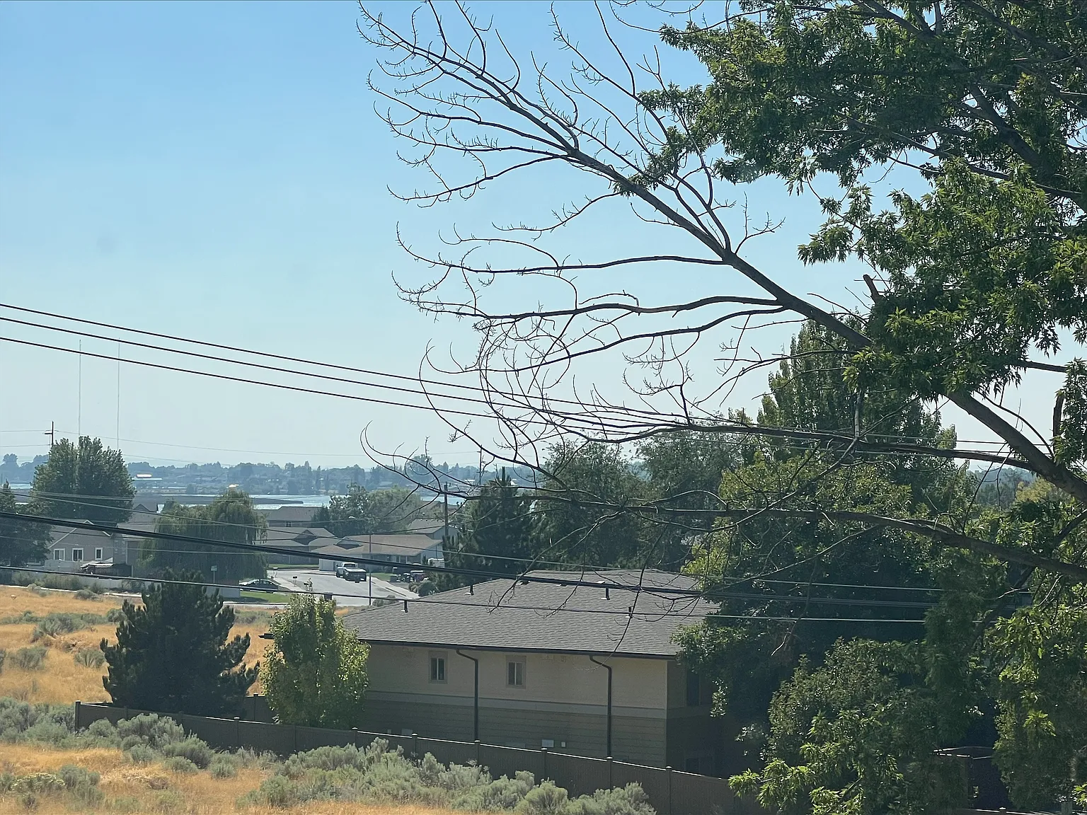 3 bed, 1.5 bath, 1500 sqft, $1,700 — Photo 3