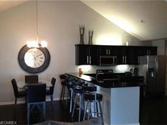5th image of 1392 Newman Dr