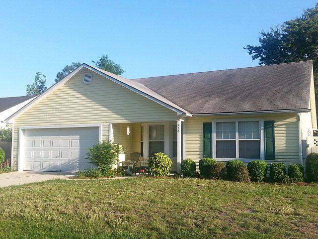 1st image of 258 Sandalwood Cir