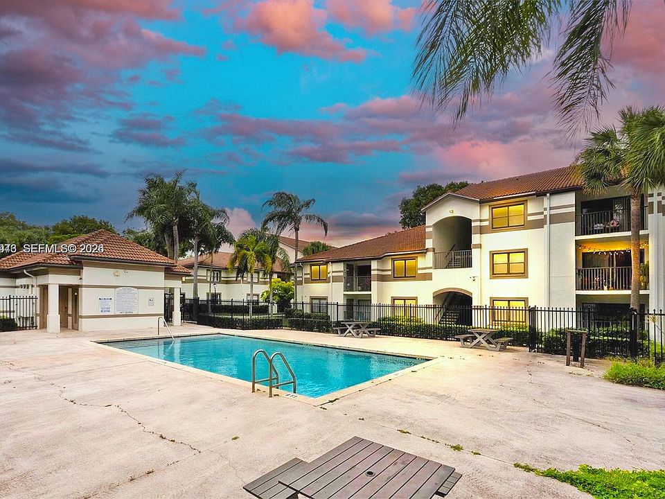 1st image of 650 S Park Rd #24-5