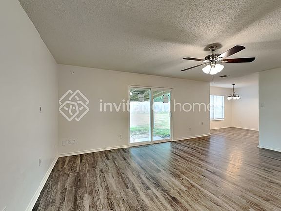 5th image of 724 Capricorn St
