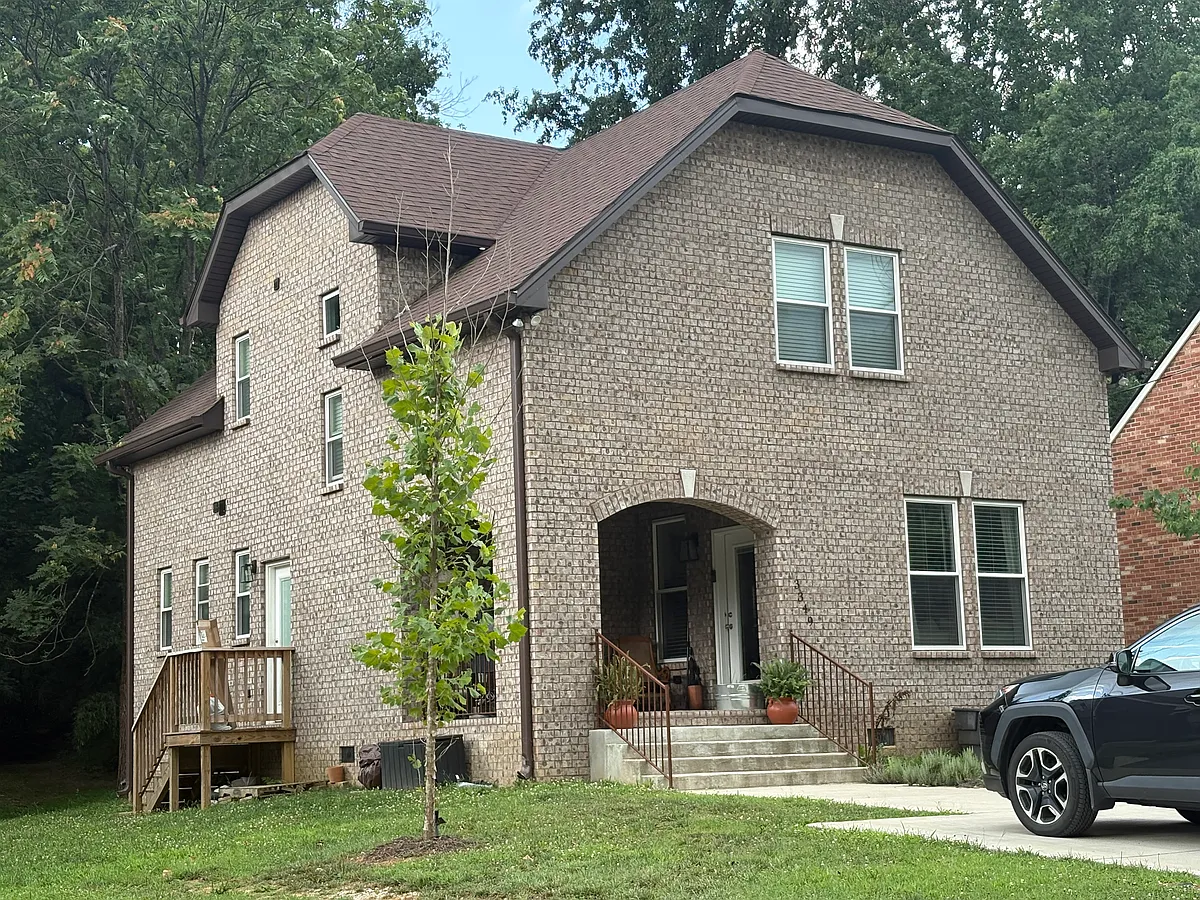 Building Photo - 3349 Lakeside Pl