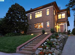 1106 Bay St, Alameda, CA 94501