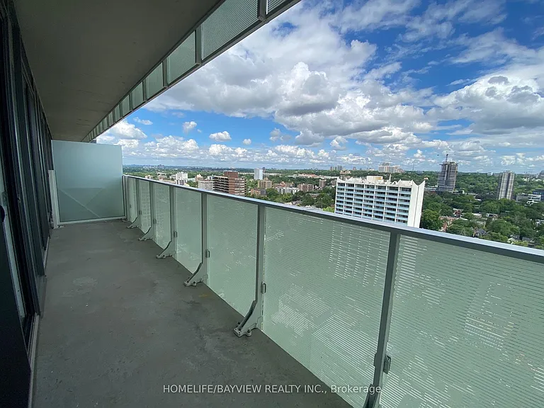 200 Bloor St W #2206 — Photo 10
