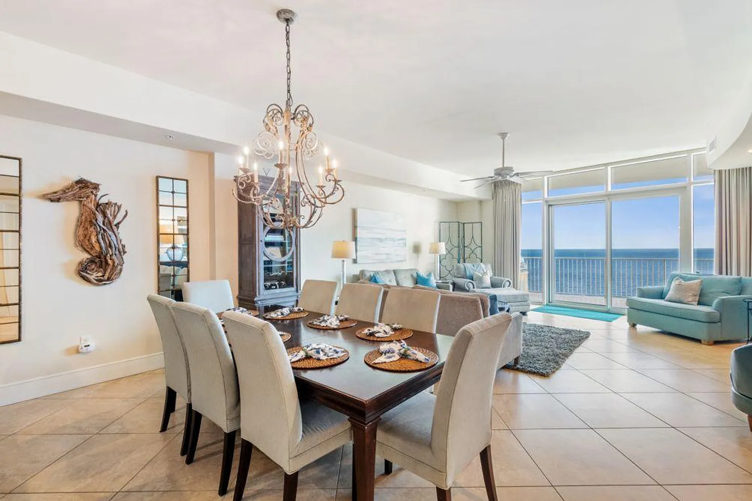 3 bed, 4.0 bath, 2432 sqft, $7,470 — Photo 3