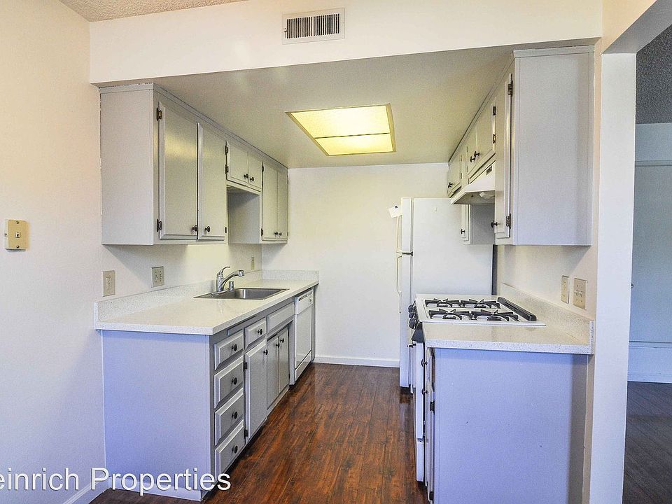 1st image of 541 Morse Ave #541D