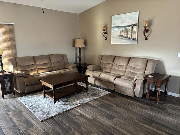 5th image of 3088 Sombrero Dr