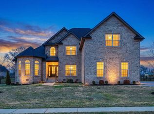 313 Clarabelle Ln, Clarksville, TN 37040