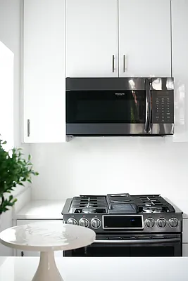 Rented by Highline Residential | media 41