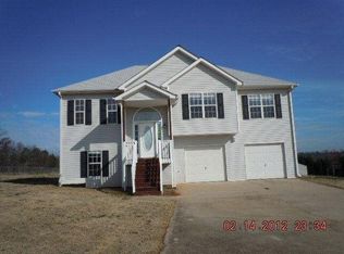 152 Holland Rd, Carrollton, GA 30116