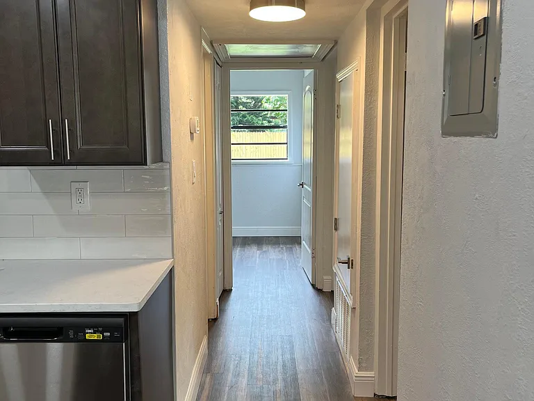 971 Harmon Ave — Photo 10