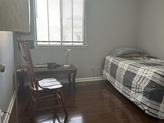 3rd image of 4504 Whitney Dr Unit 4504