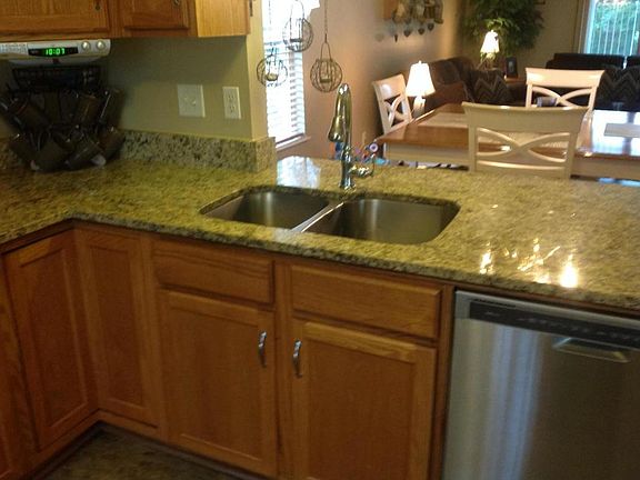 4th image of 1392 Hafton Woods Dr
