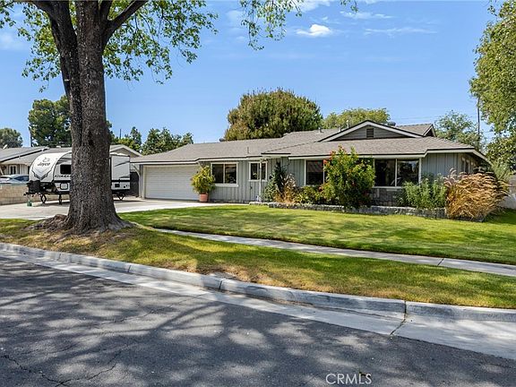4th image of 9053 Delano Dr
