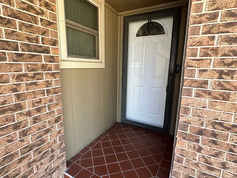 312 S Avery Dr — Photo 11