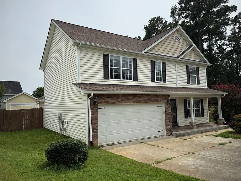 1205 Dexter Ridge Dr — Photo 1