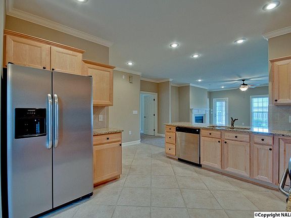 5th image of 141 Ada Dr