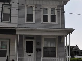76 Moravian St, Lebanon, PA 17042