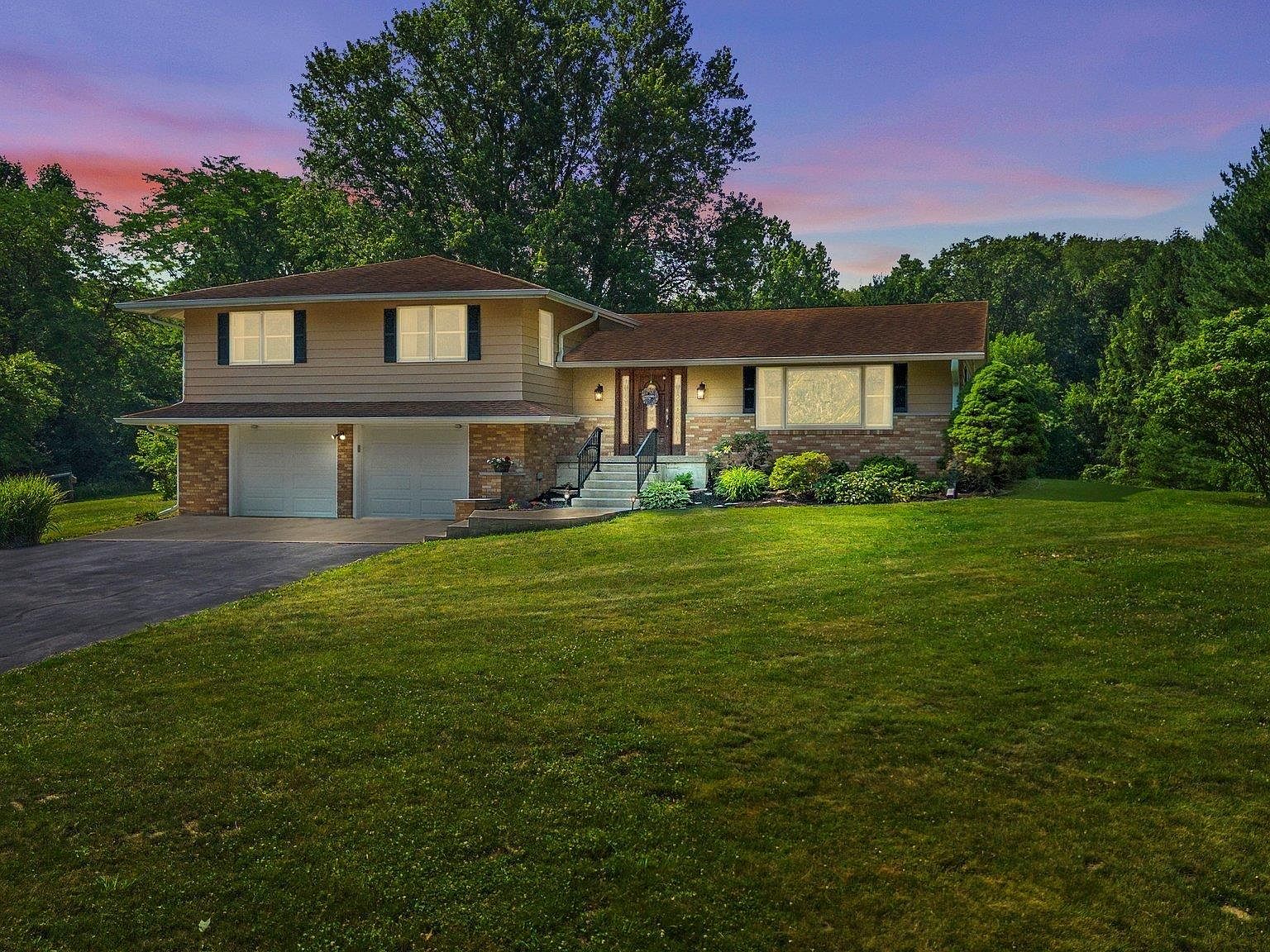 5202 E Division Rd, Logansport, IN 46947 Zillow