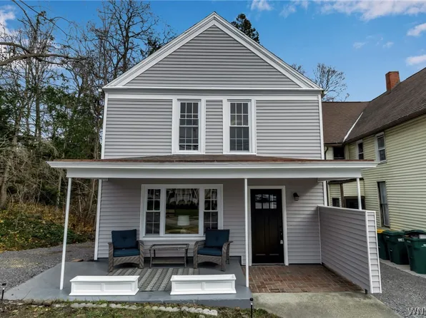 64 Market St, Attica, NY 14011