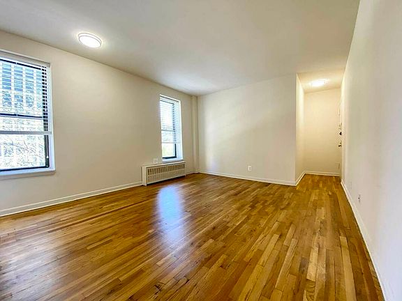 2nd image of 580 Amsterdam Ave APT 4B