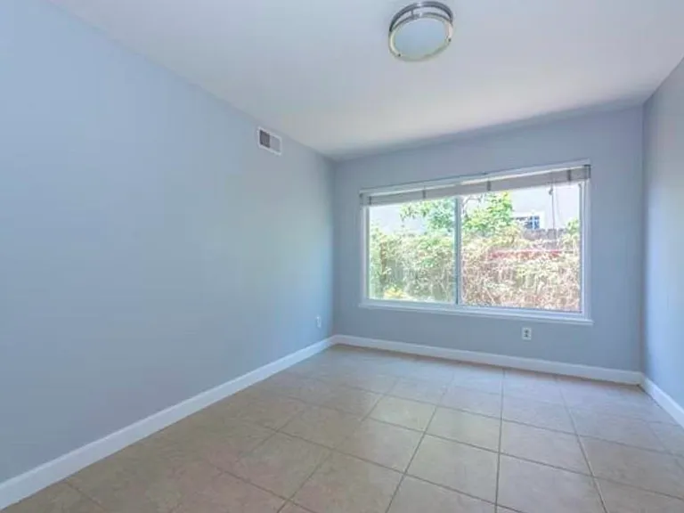 14272 Utrillo Dr — Photo 11