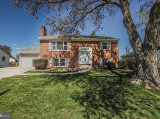 4018 Lees Corner Rd, Chantilly, VA 20151