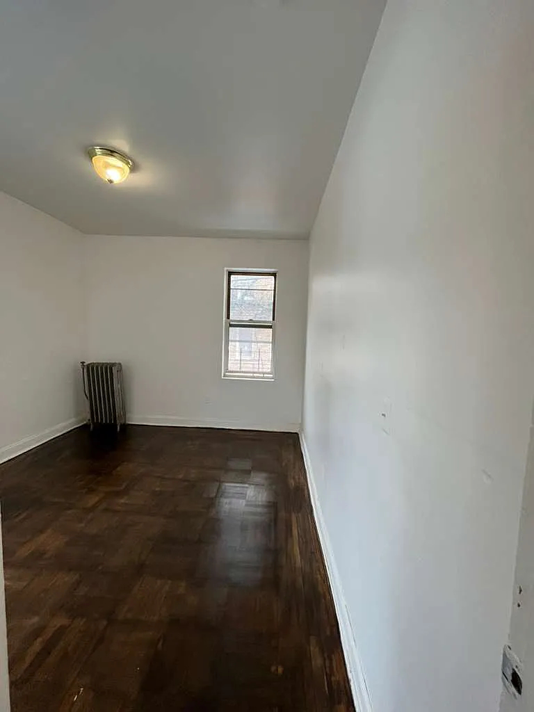 2 bed, 450 sqft, $2,250 — Photo 2