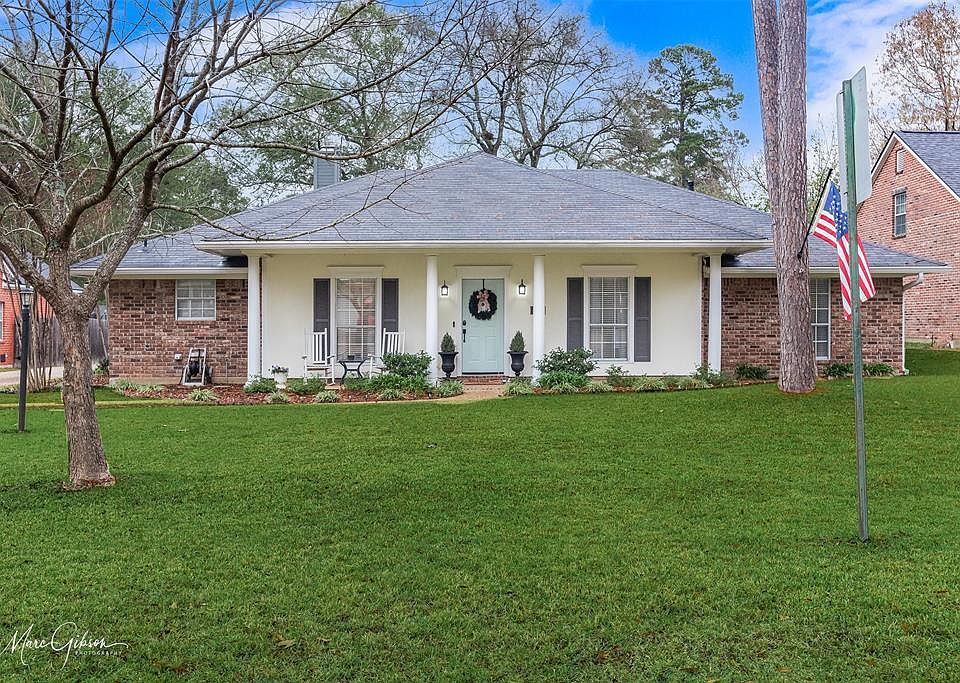 1st image of 263 Sawgrass Dr