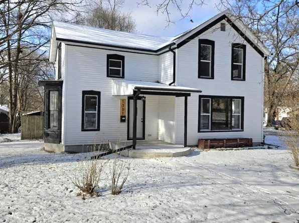 1301 8th St, Three Rivers, MI 49093