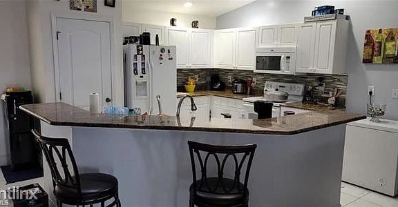3rd image of 3208 16th St W Unit 6