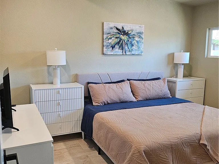 44250 Russell Ln — Photo 10