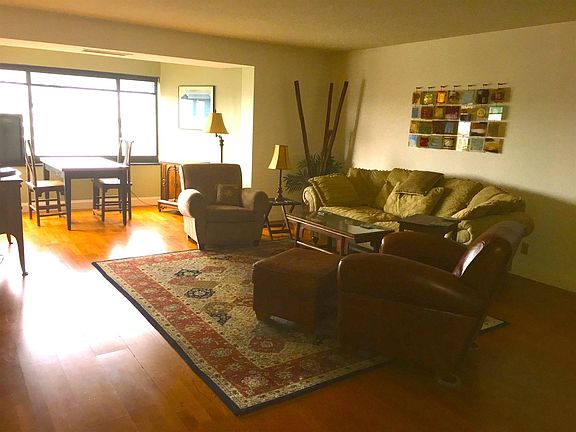 4th image of 900 N Stafford St APT 2428