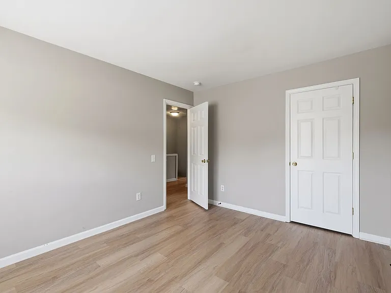 3221 Mannington Dr — Photo 19