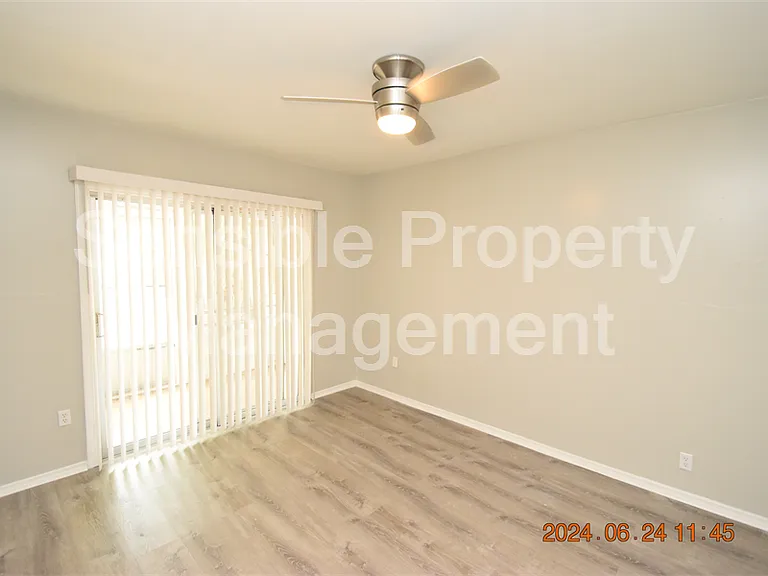 2926 51st St S #1 — Photo 34
