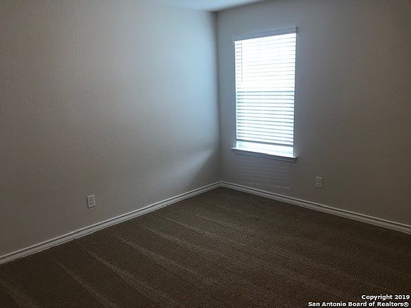 3rd image of 11608 BLACKMORE LEAP