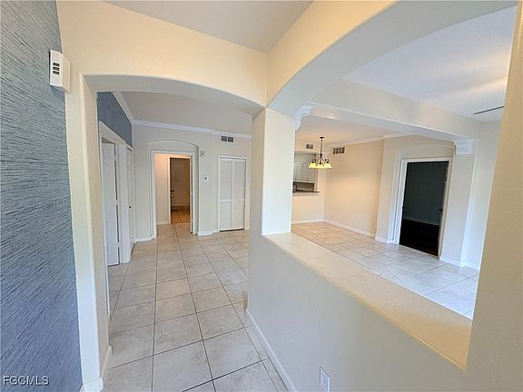 4th image of 13131 Bella Casa Cir APT 1121